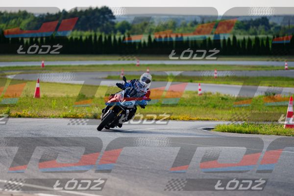 25.06.20 TM-4871.jpg