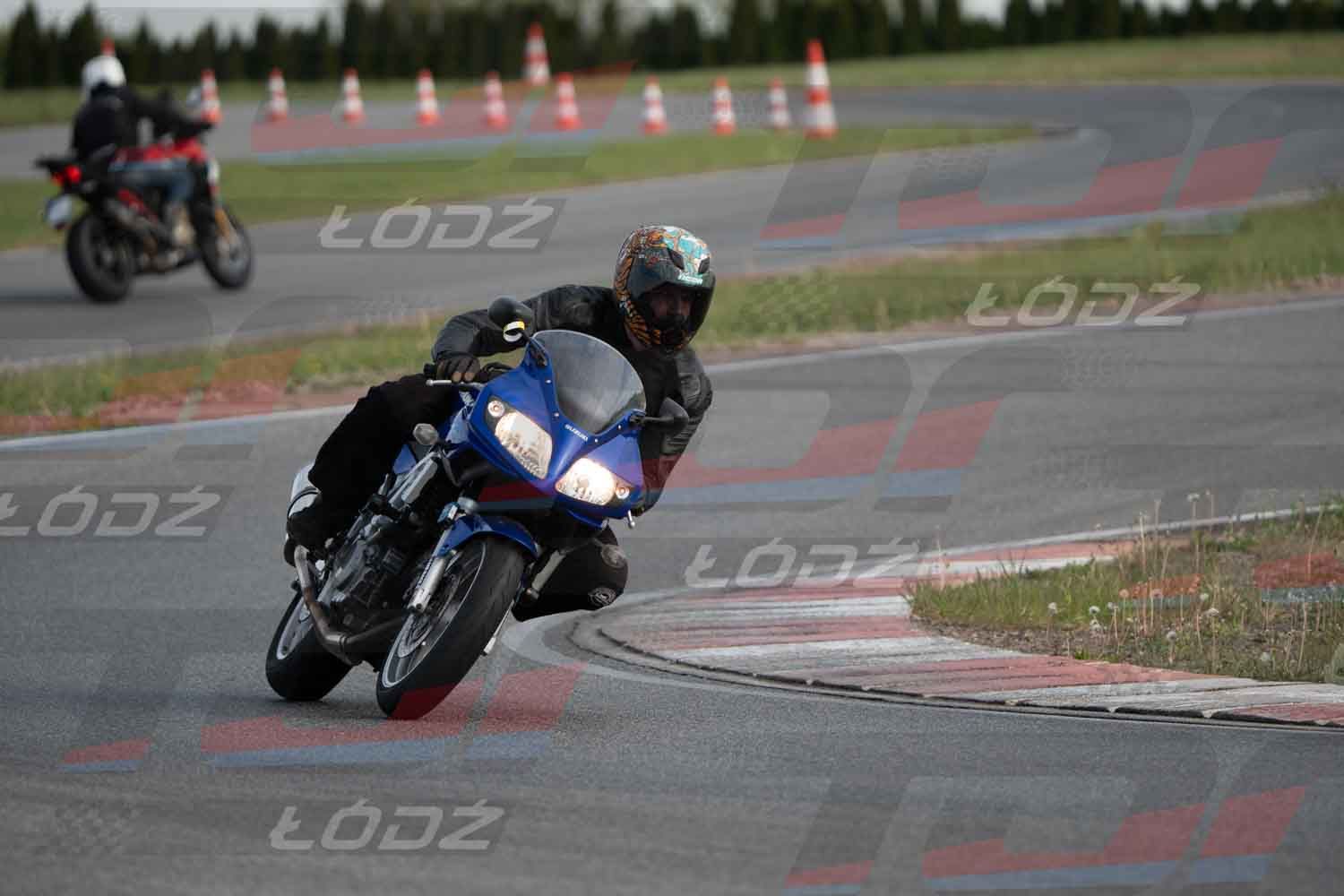 040526trackday-147.jpg