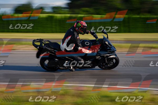 25.06.20 TM-5055.jpg