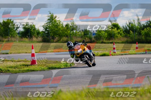 25.06.20 TM-2230.jpg