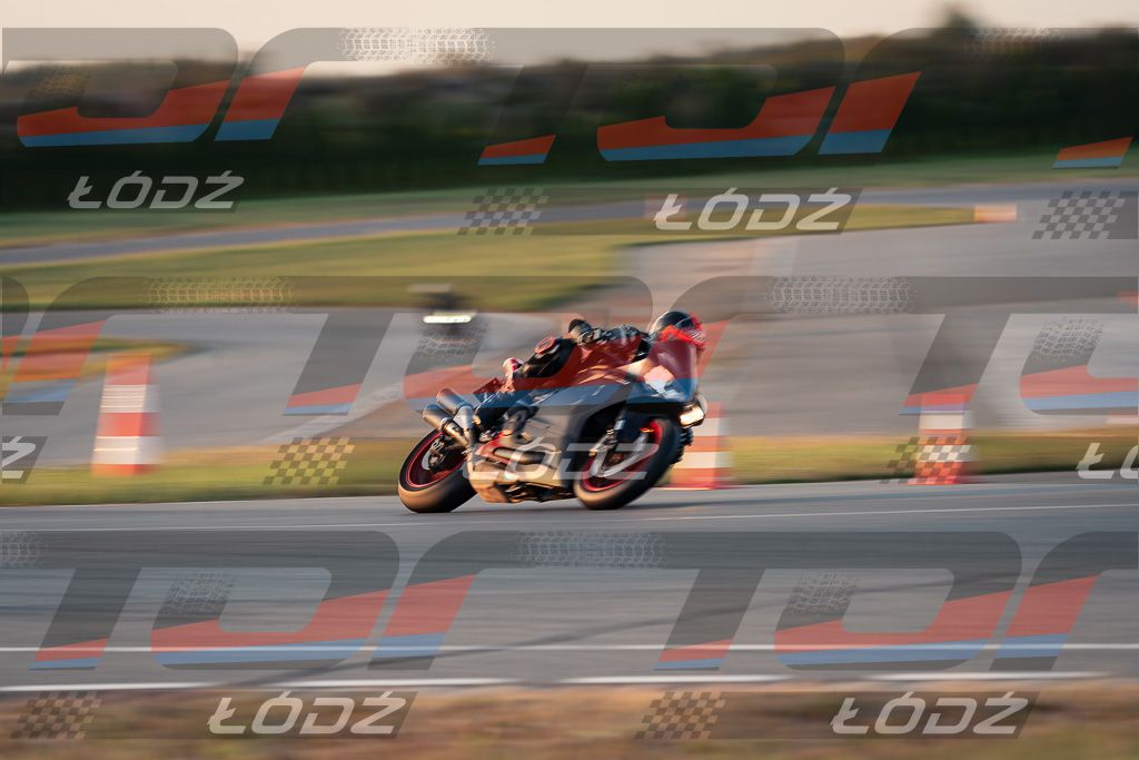 26.09.12 TM-5031.jpg