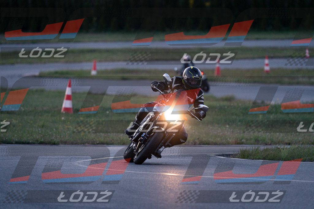 26.09.12 TM-5411.jpg
