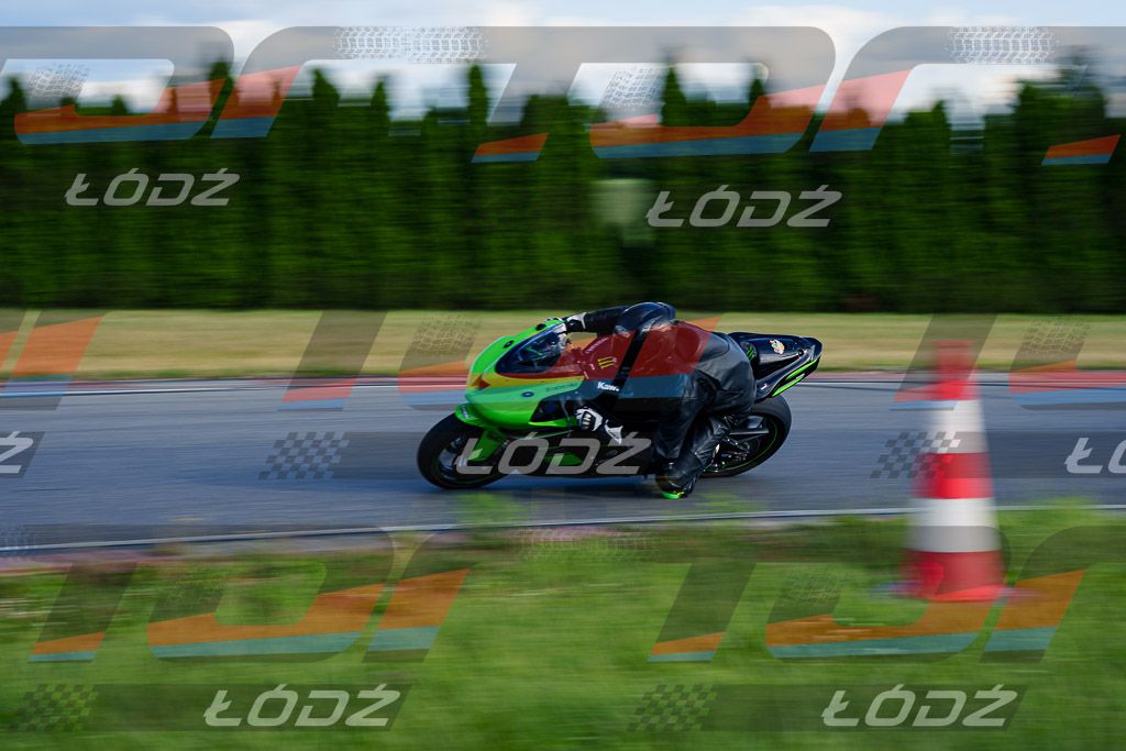 25.06.20 TM-3806.jpg