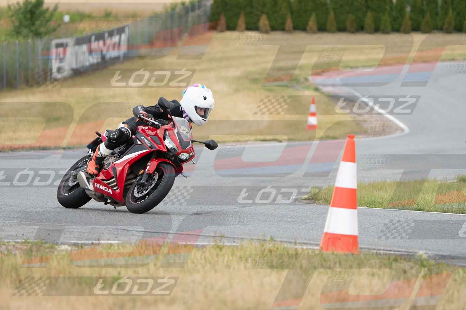 110726trackday (79 of 142).jpg