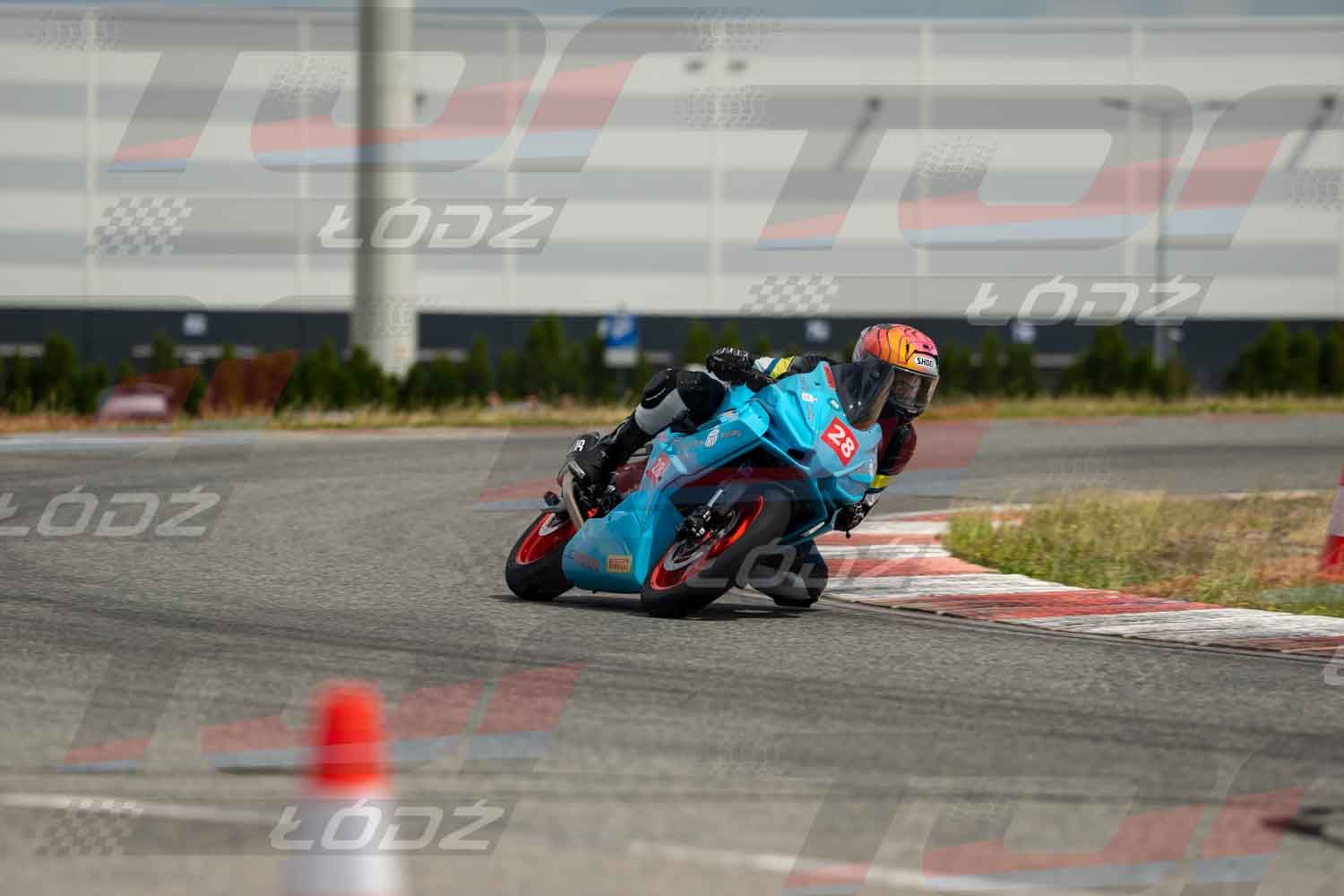 010626TDmoto-192.jpg