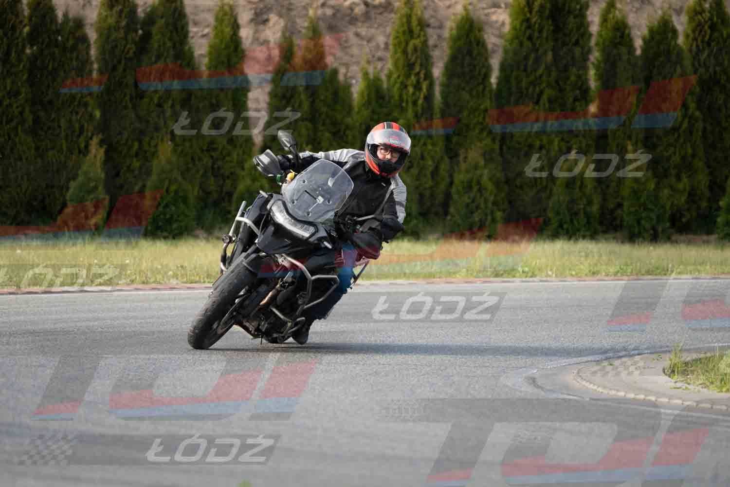 040526trackday-79.jpg