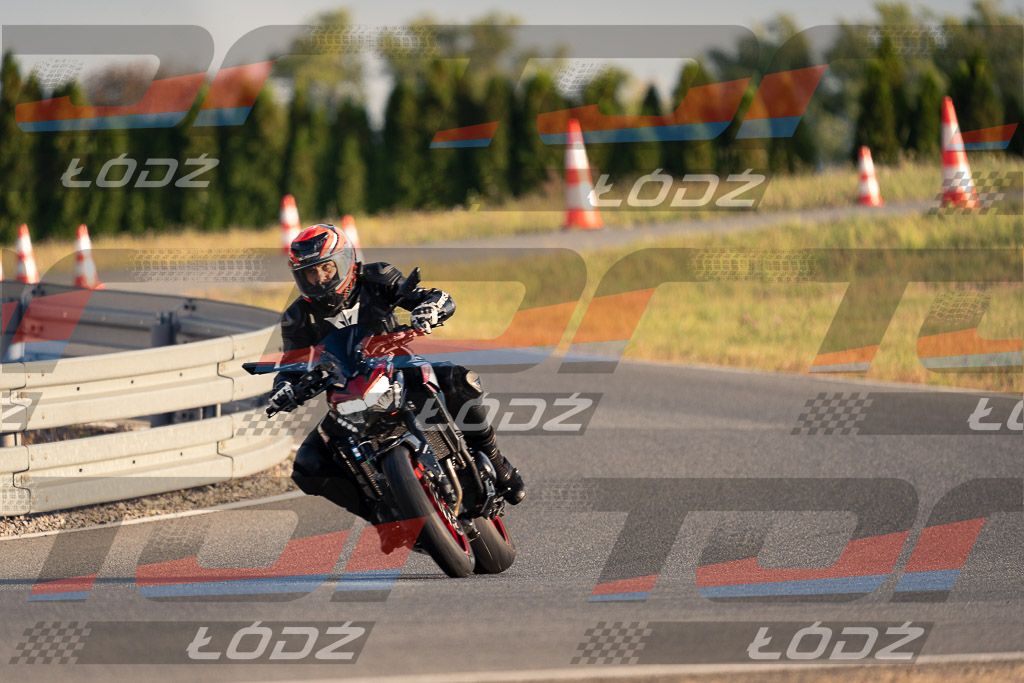 26.09.12 TM-4022.jpg