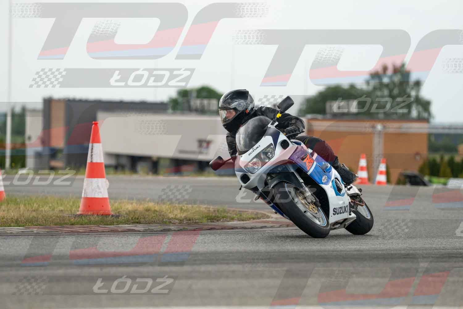 010626TDmoto-237.jpg