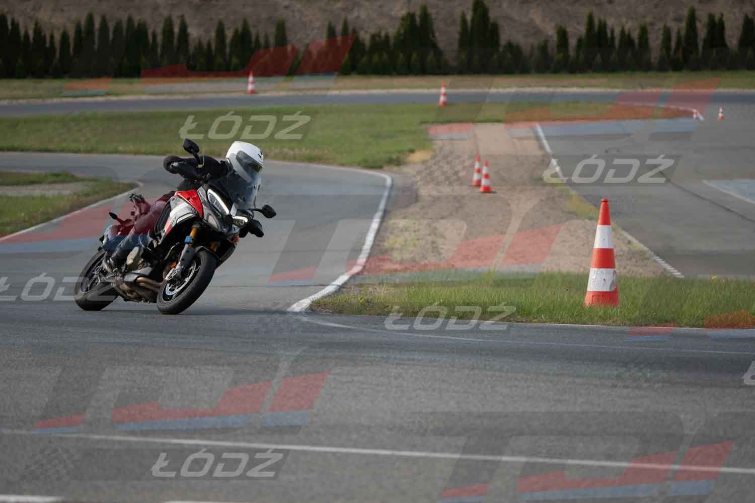 040526trackday-177.jpg