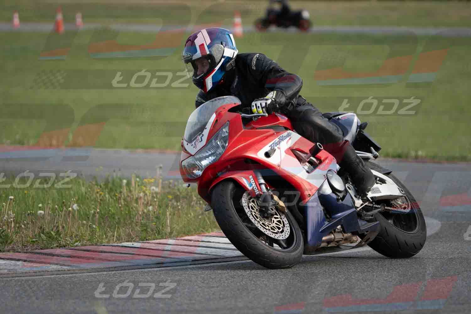 040526trackday-124.jpg