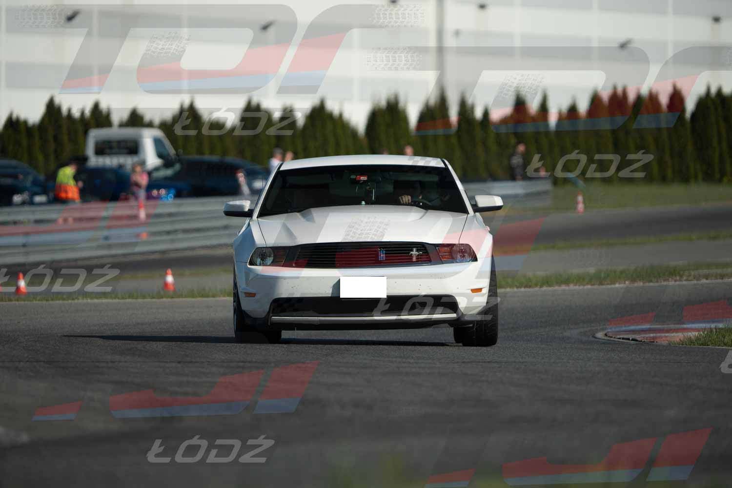 010526TDauto-45.jpg