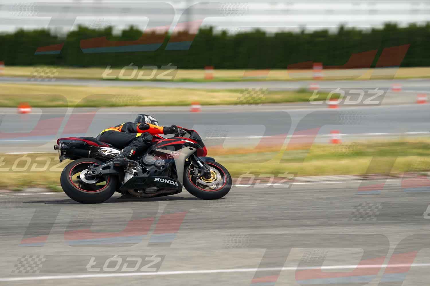010626TDmoto-187.jpg