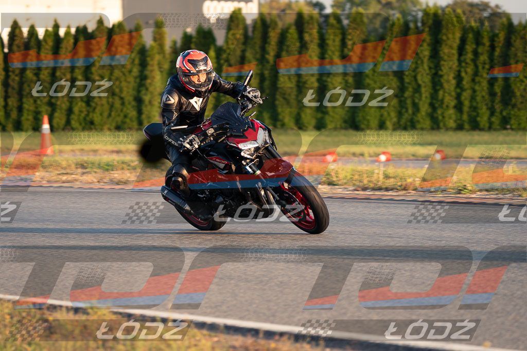 26.09.12 TM-4510.jpg