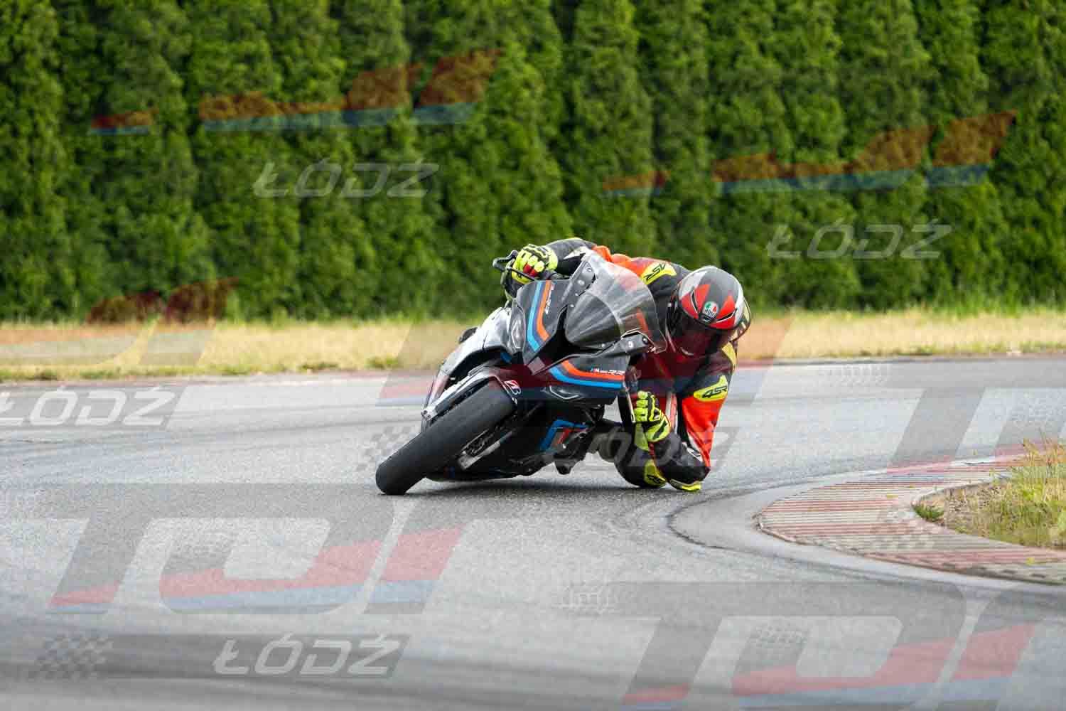 010626TDmoto-140.jpg