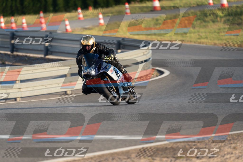 26.09.06 TM-2579.jpg