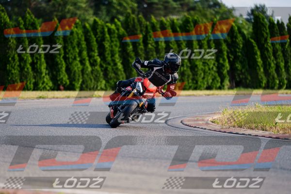 25.06.20 TM-2381.jpg
