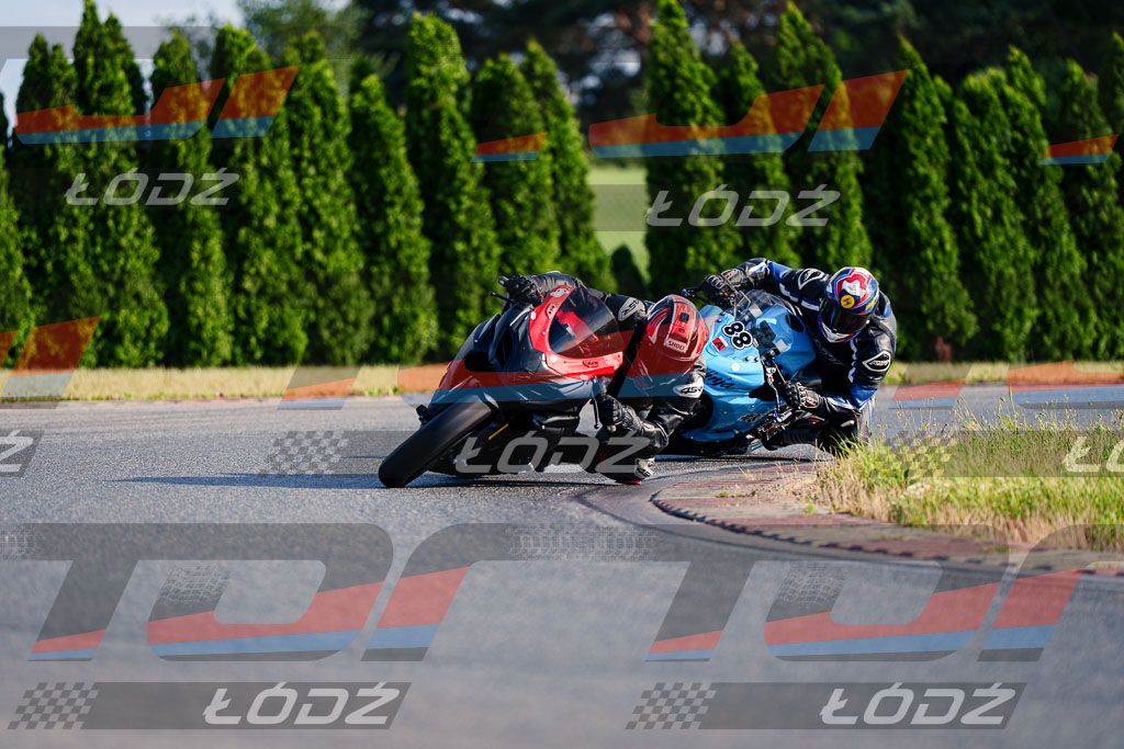 25.06.20 TM-2537.jpg
