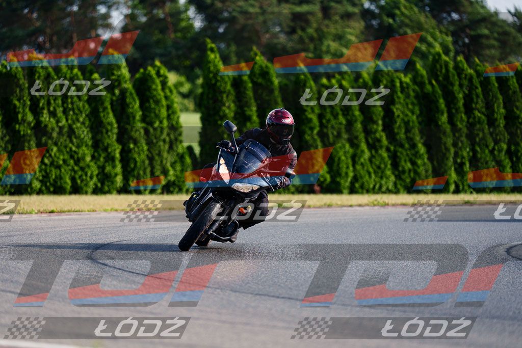 25.06.20 TM-2392.jpg