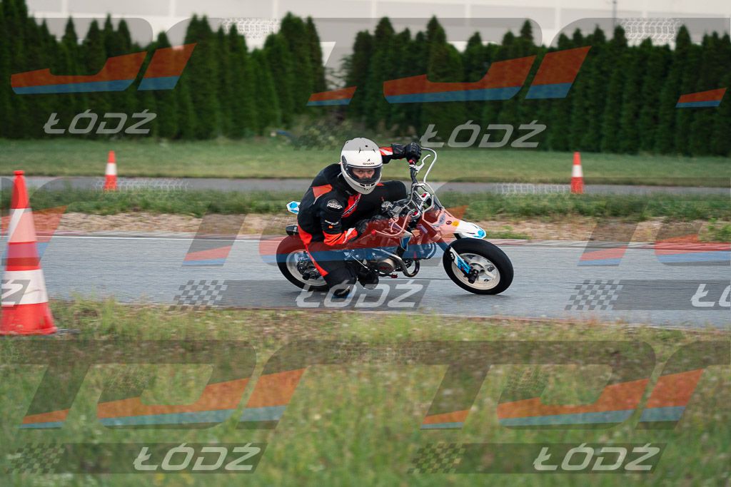 26.09.03 TM-1125.jpg