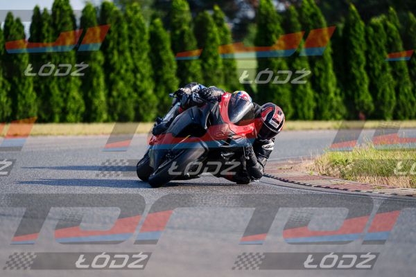 25.06.20 TM-2501.jpg