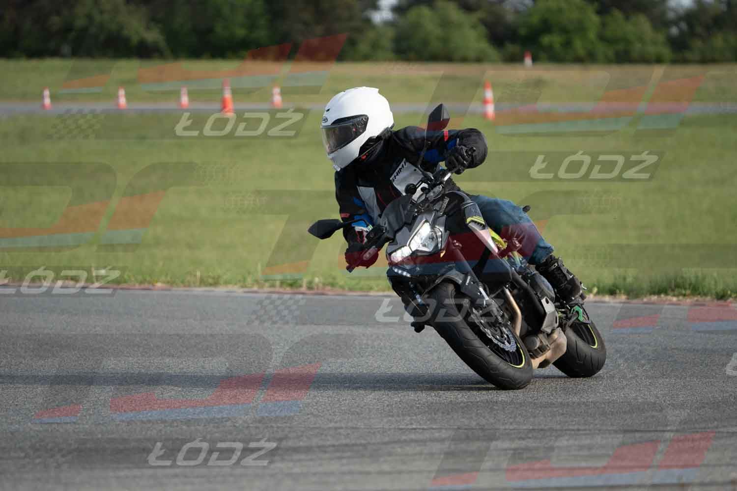 040526trackday-59.jpg