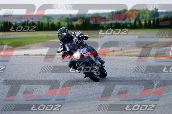 25.06.20 TM-2274.jpg