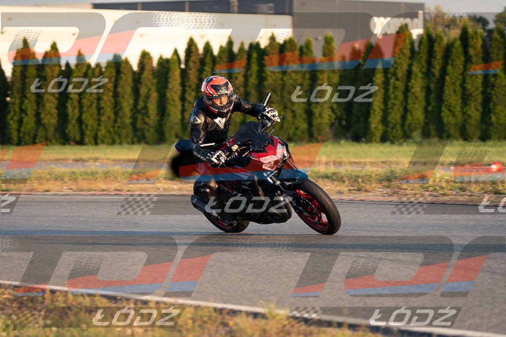 26.09.12 TM-4509.jpg