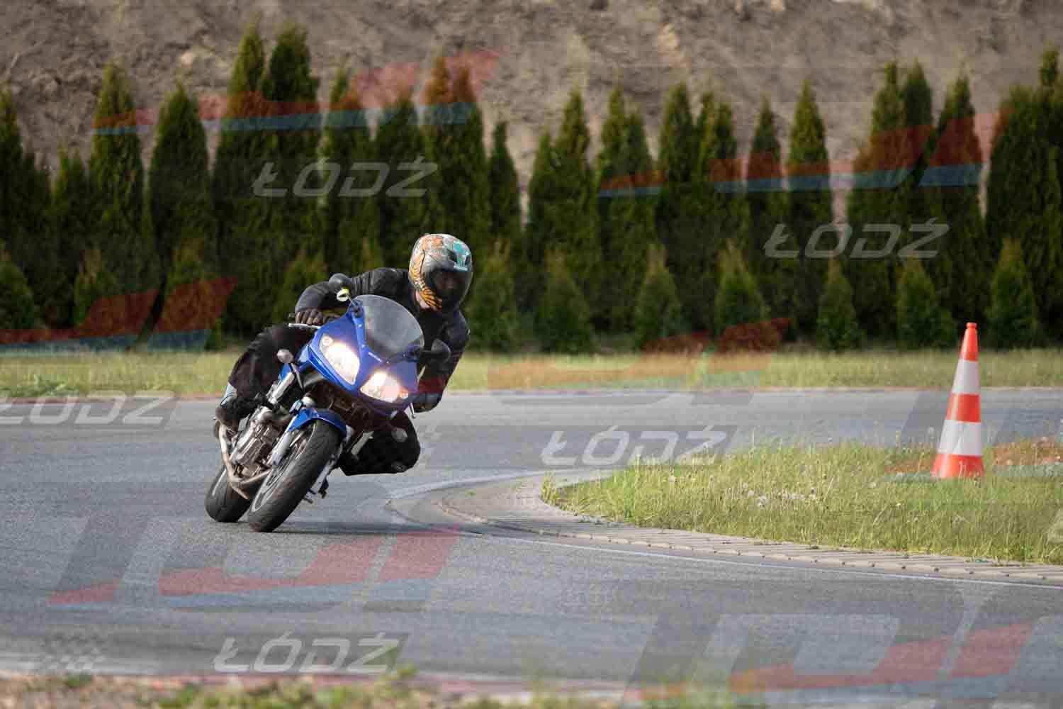 040526trackday-95.jpg