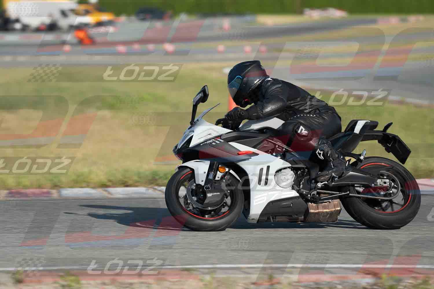 170626trackday (157 of 217).jpg