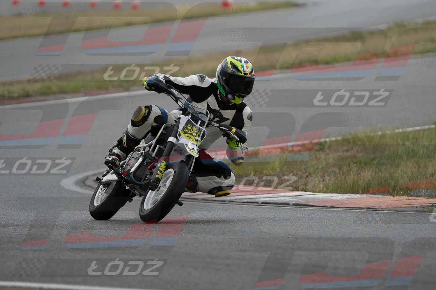 110726trackday (91 of 142).jpg