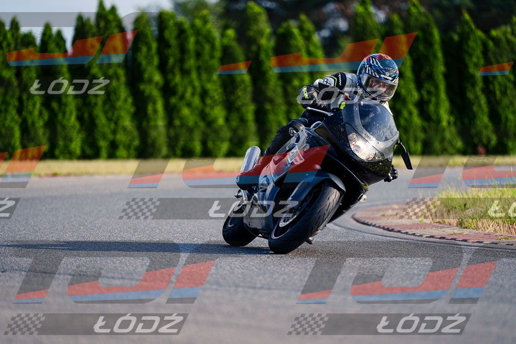 25.06.20 TM-2525.jpg