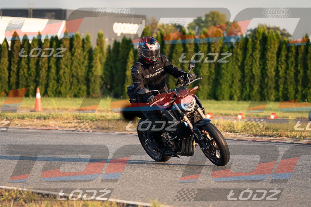 26.09.12 TM-4450.jpg
