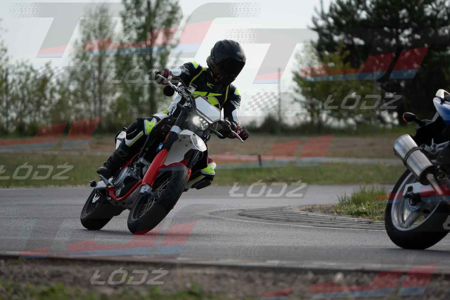 040526trackday-171.jpg