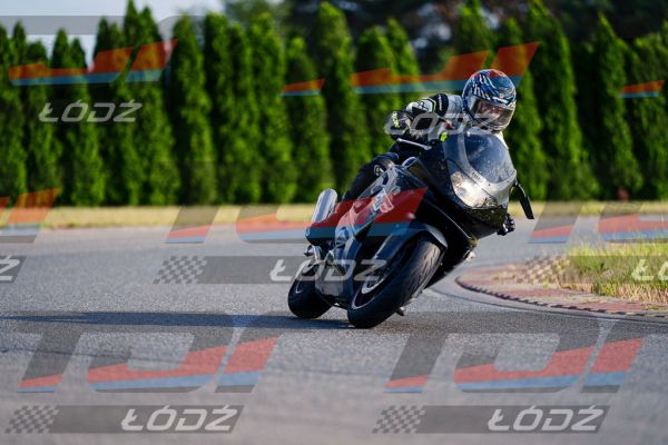 25.06.20 TM-2525.jpg