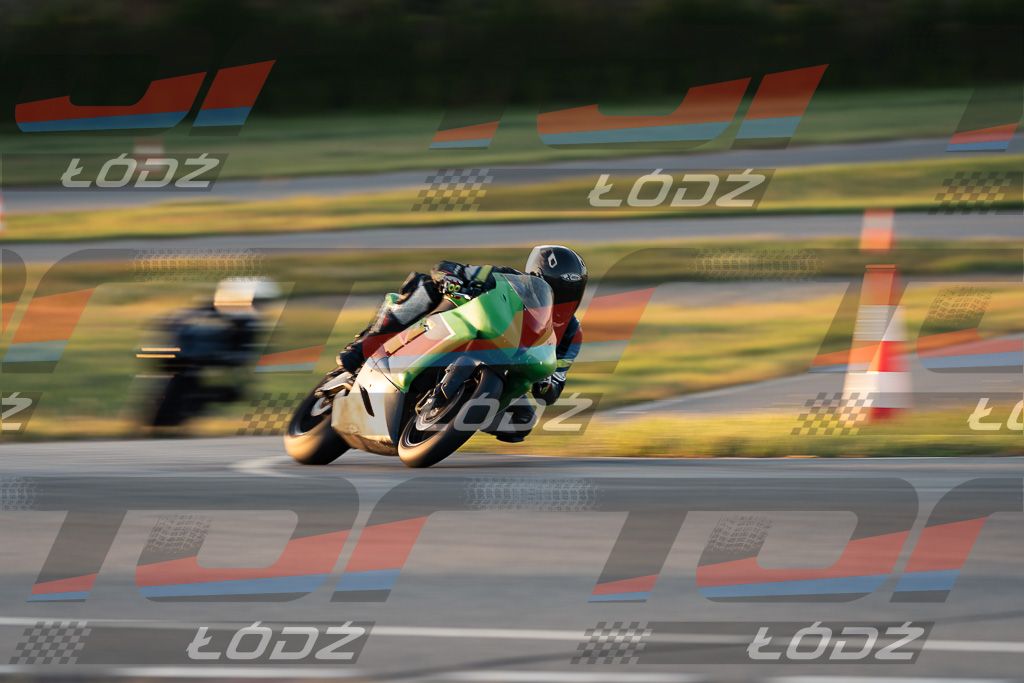 26.09.06 TM-3024.jpg
