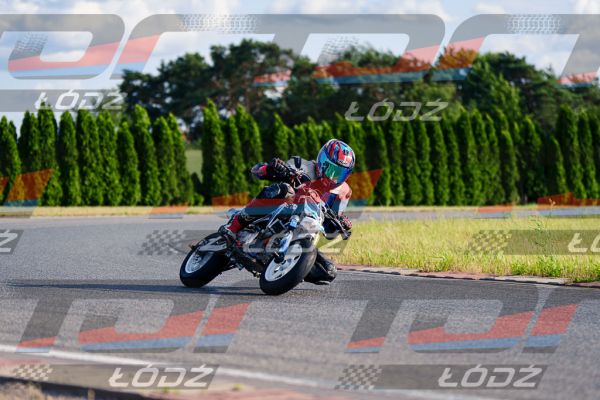 25.06.20 TM-2613.jpg