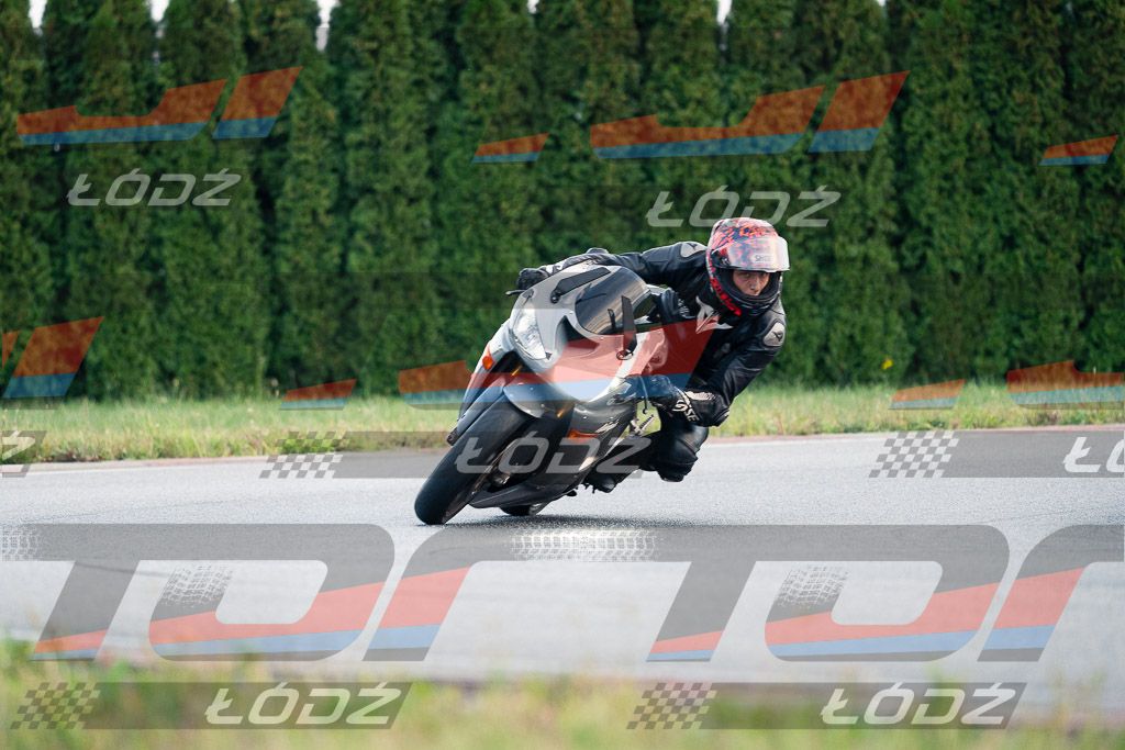 26.09.03 TM-1283.jpg