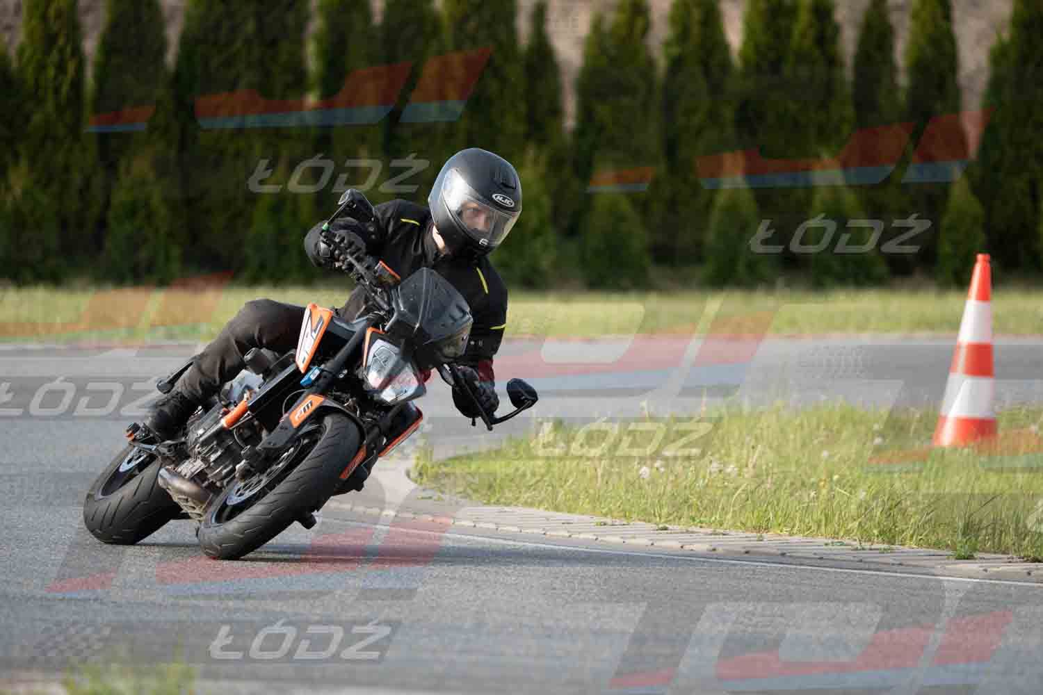 040526trackday-78.jpg