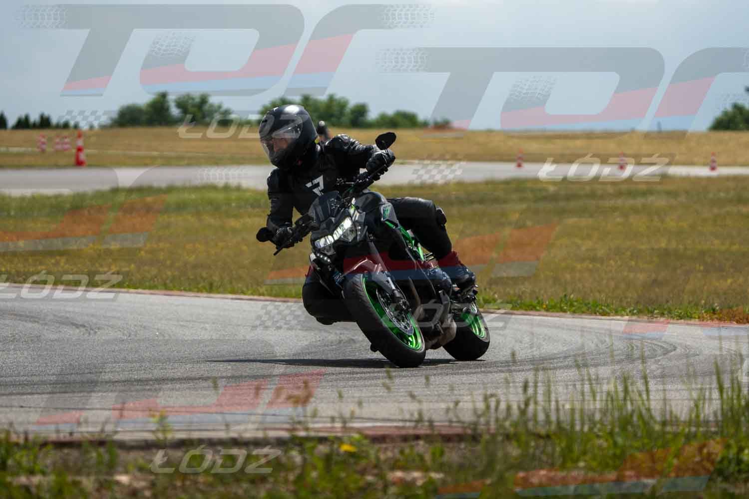 010626TDmoto-12.jpg