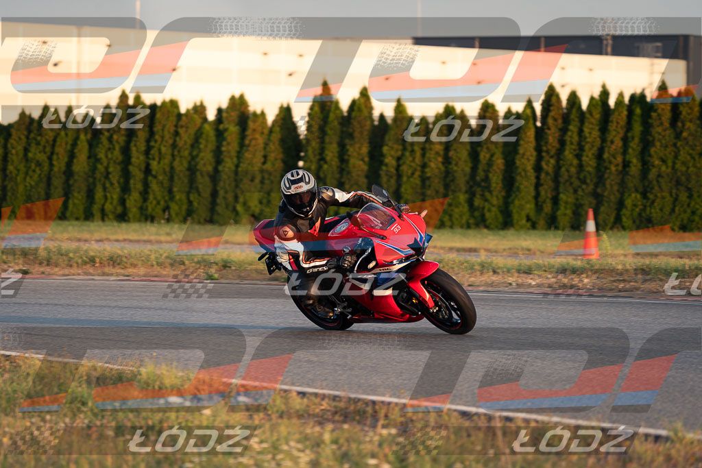 26.09.12 TM-4816.jpg