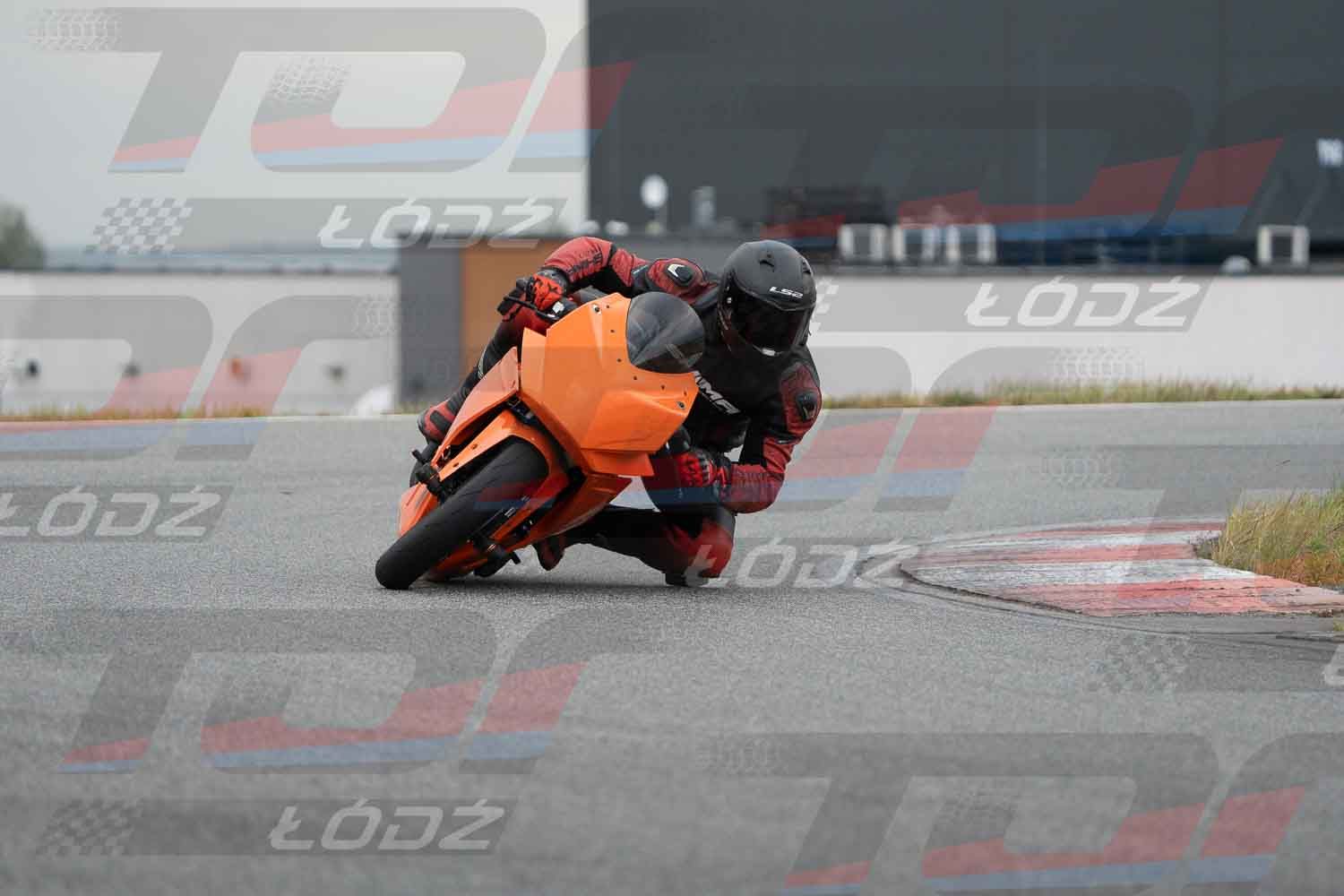 110726trackday (47 of 142).jpg
