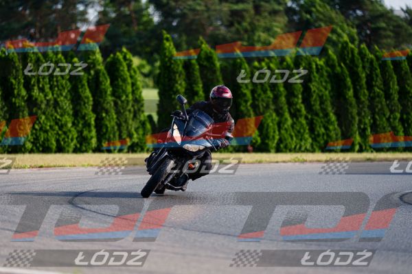25.06.20 TM-2392.jpg