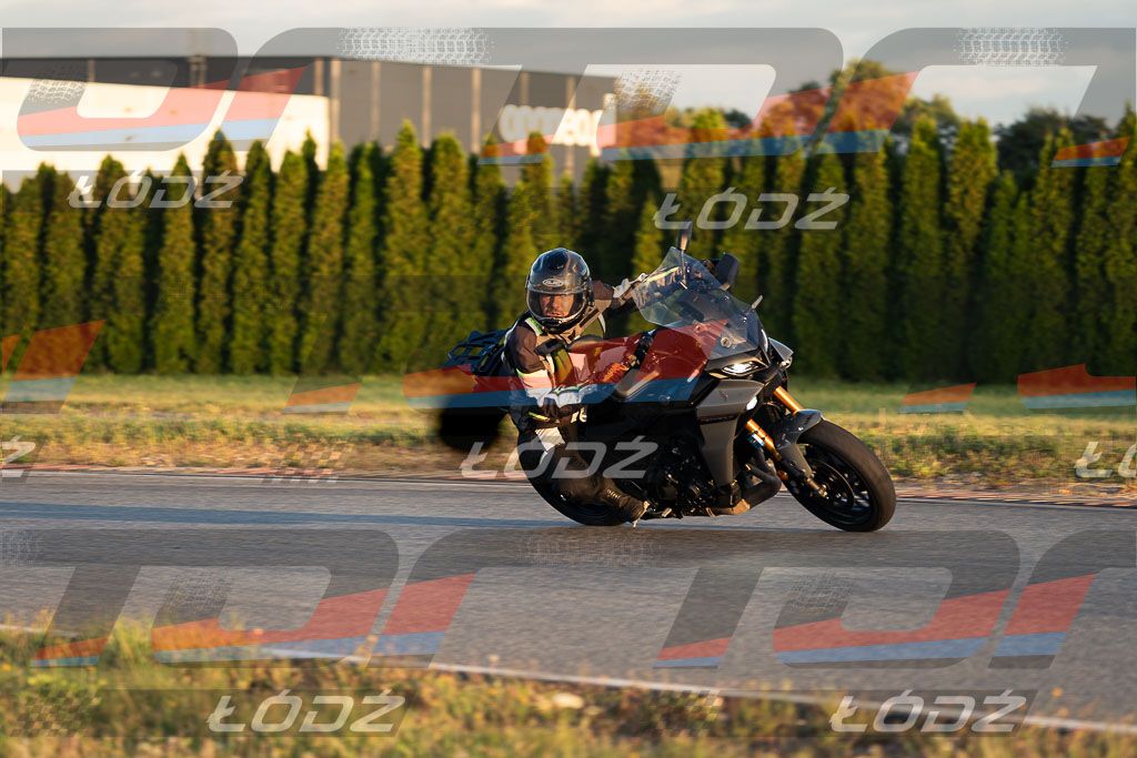 26.09.06 TM-2963.jpg