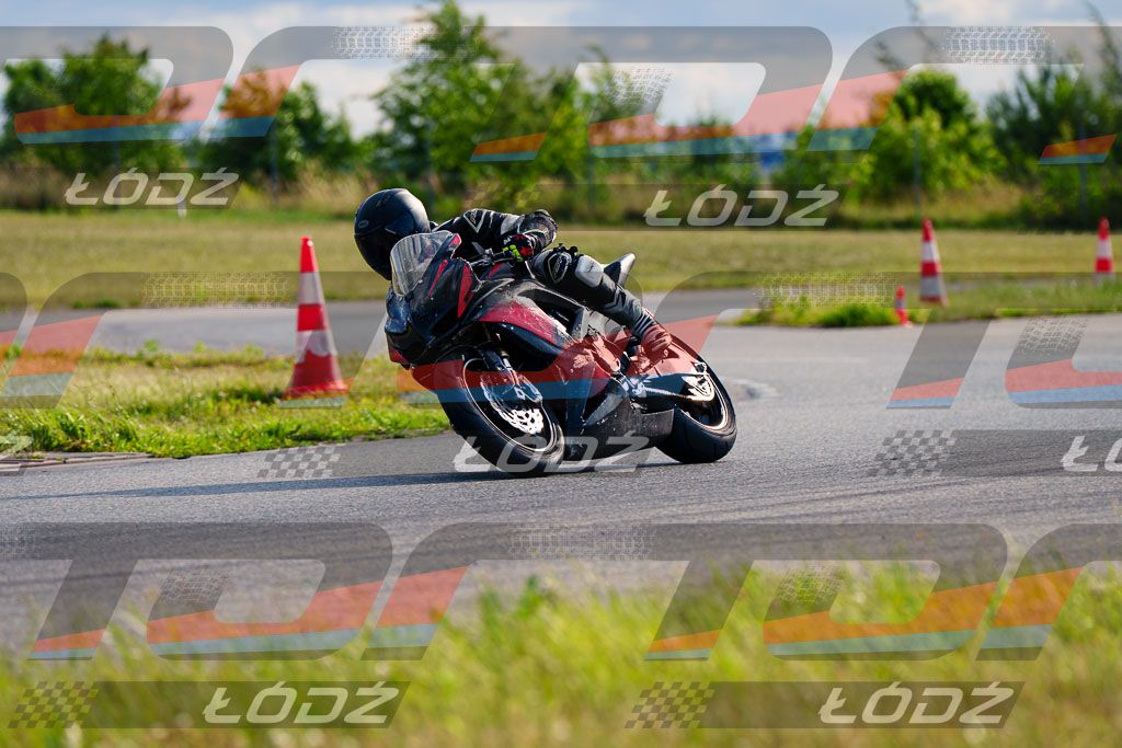 25.06.20 TM-2237.jpg