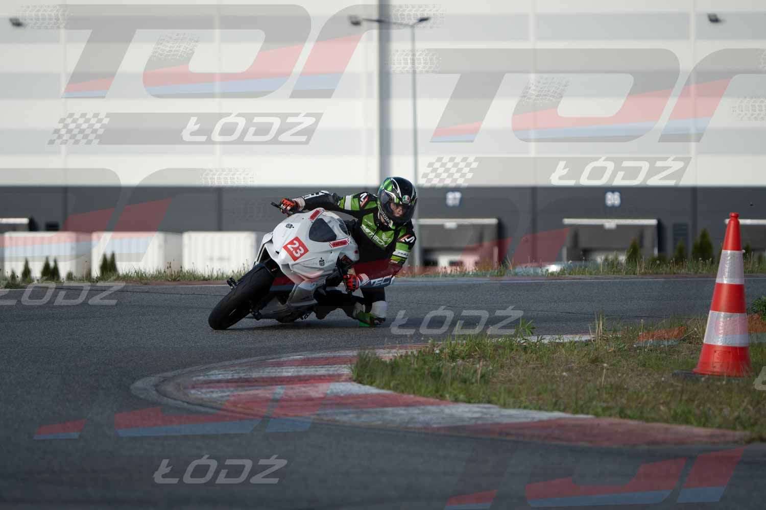 040526trackday-228.jpg