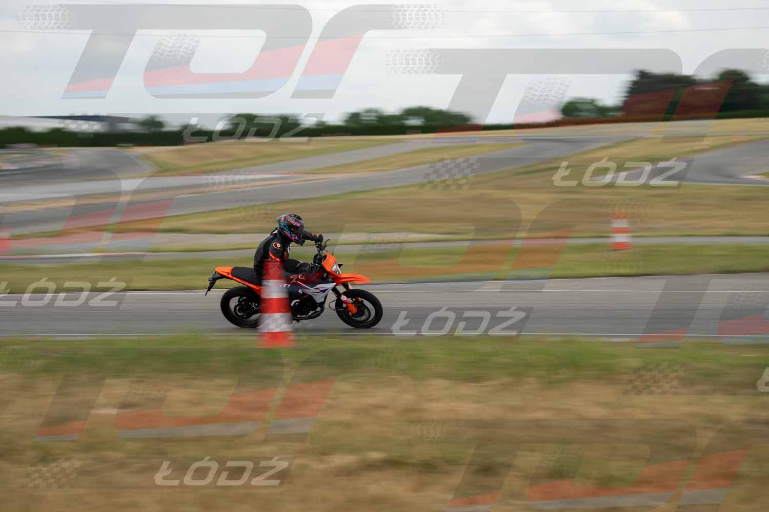 010626TDmoto-159.jpg