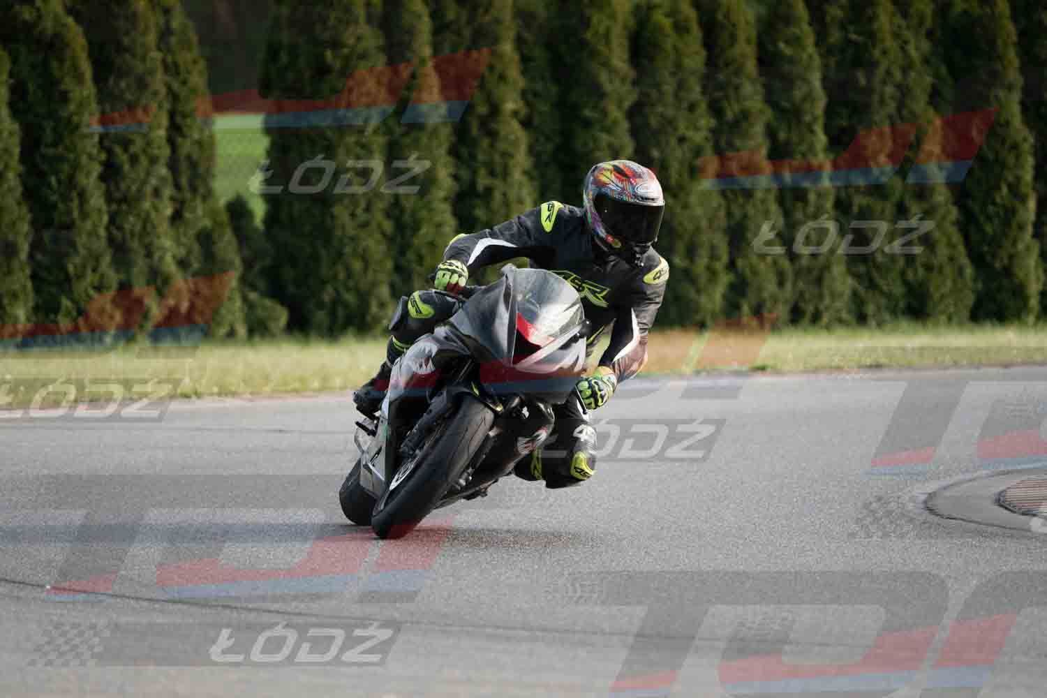 040526trackday-240.jpg