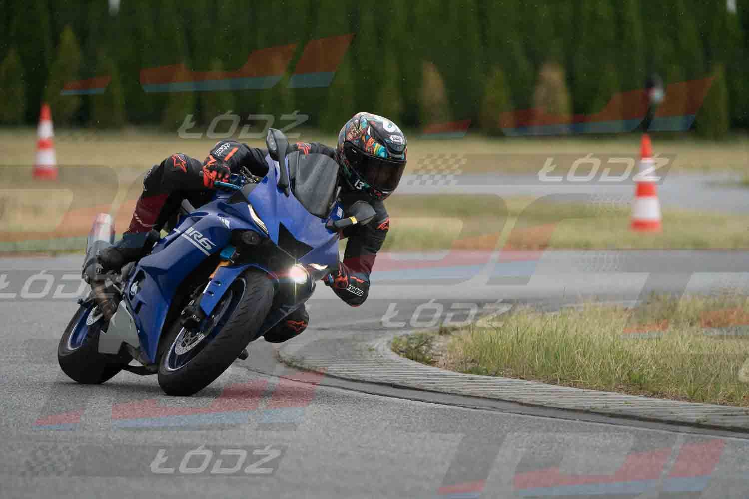 110726trackday (105 of 142).jpg