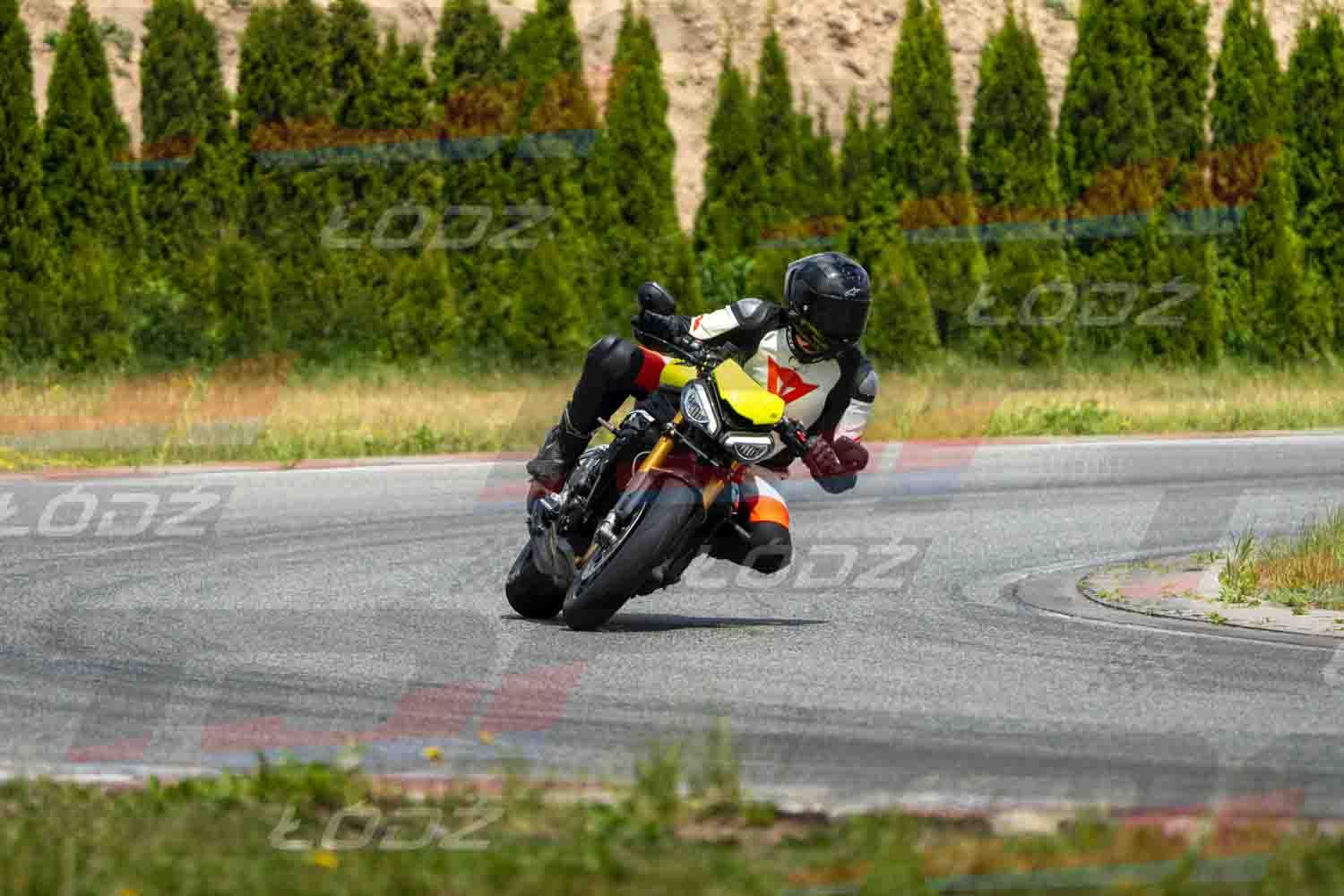 010626TDmoto-19.jpg