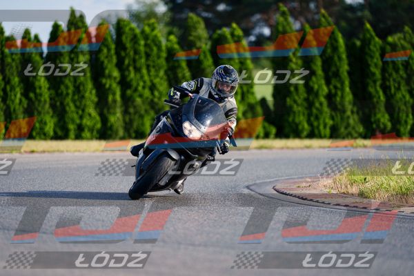 25.06.20 TM-2523.jpg